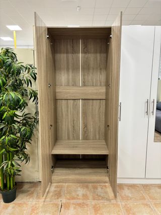 Armario 2 puertas madera con espejo - Oferta!