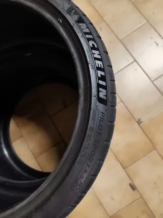 Michelin 285/30 R20