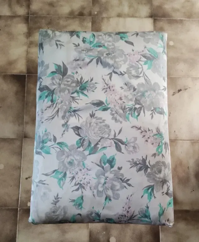 Banqueta vintage floral