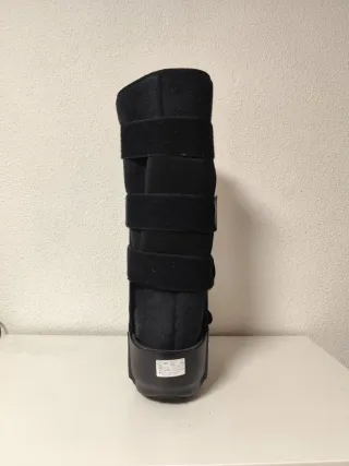 Bota Ortopédica Walker Negra