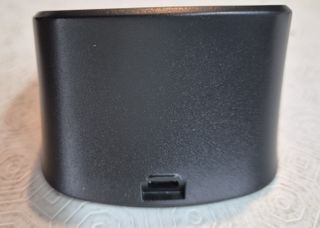 Móvil plagable con teclas grandes y botón SOS