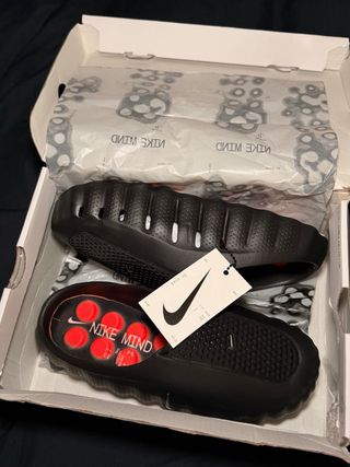 Nike mind 001 Black Size 43 . Nuevo con etiqueta.