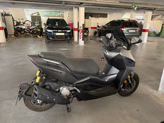 Wottan Storm R 125 Scooter Automática