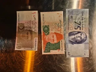 Lote 3 Billetes Pakistán 10, 20, 75 Rs