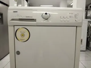 SECADORA MARCA ZANUSSI