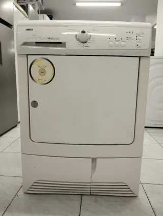 SECADORA MARCA ZANUSSI
