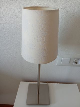 Lámpara de mesa Ikea