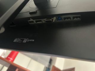 Soporte doble + dos monitores 24” y 22” + cables