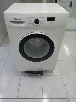 LAVADORA MARCA BALAY de 7 kg