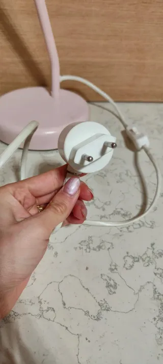 Lampada da scrivania rosa IKEA