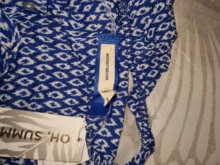 Vestido largo estampado azul y blanco