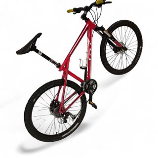 BICICLETA DE MONTAÑA GT AVALANCHE 3.0 ROJA 26