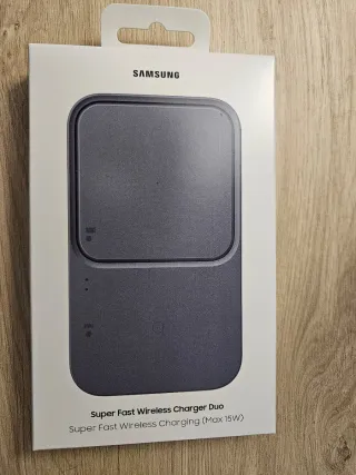 Samsung Galaxy Buds 4 + Cargador