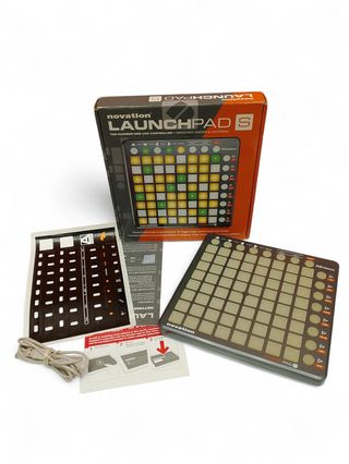 LAUNCHPAD NOVATION "S" + CAJA + CABLE