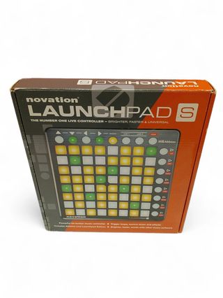 LAUNCHPAD NOVATION "S" + CAJA + CABLE