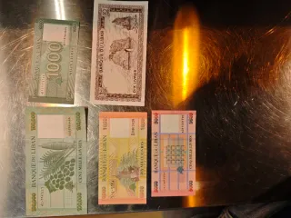 Lote de 5 billetes Líbano