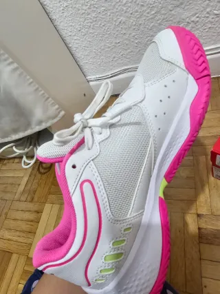 Zapatillas Puma Blancas y Rosas