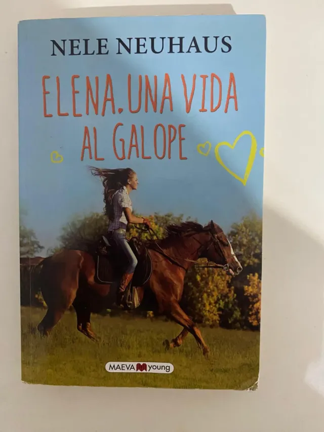 Elena. Una vida al galope (Spanish Edition)