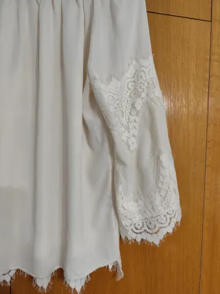 Blusa romántica encaje talla M
