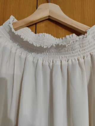 Blusa romántica encaje talla M