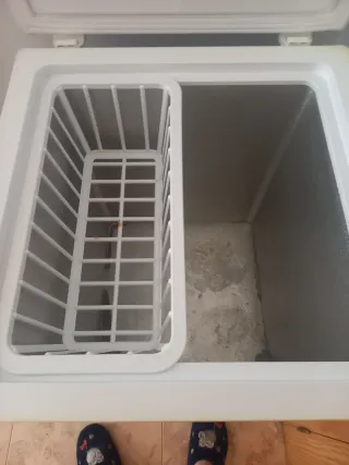 Congelatore verticale BRU