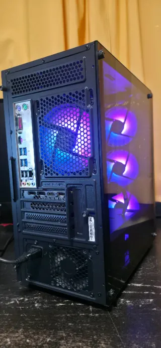 Pc Gaming Completo Ryzen 7 2700 16Gb RX580 8Gb
