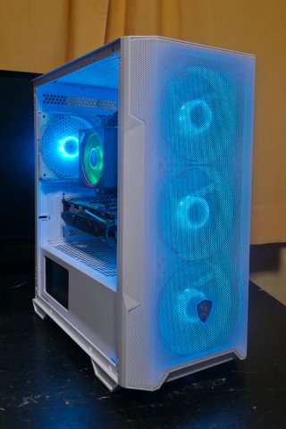 Pc Gaming Ryzen 7 2700 16Gb RX580 8Gb + REGALO