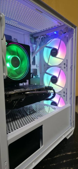 Pc Gaming Ryzen 7 2700 16Gb RX580 8Gb + REGALO