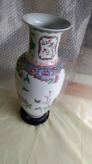 Vaso Porcellana Macau base Legno Hong Kong