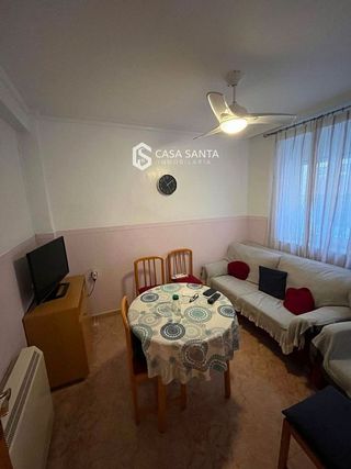 Casa adosada en venta en Yecla