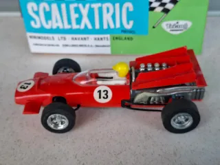 SCALEXTRIC MCLAREN M9A F.1