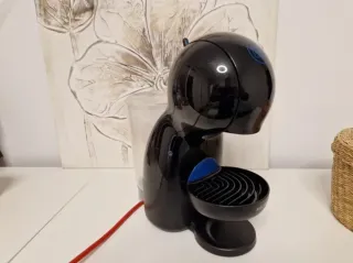 Cafetera Dolce Gusto Negra