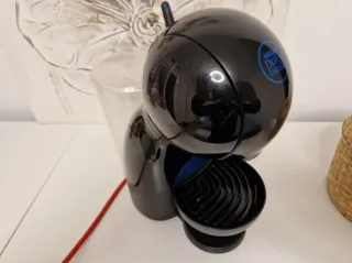 Cafetera Dolce Gusto Negra
