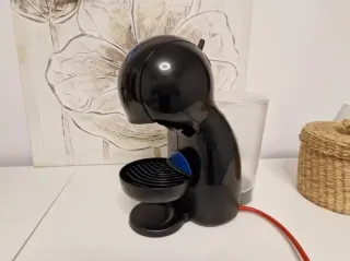 Cafetera Dolce Gusto Negra