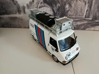 Asistencia Fiat Lancia Martini Racing 1/18