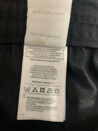 Conjunto Adidas Chándal Negro y Dorado