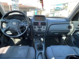 Nissan Almera 2004