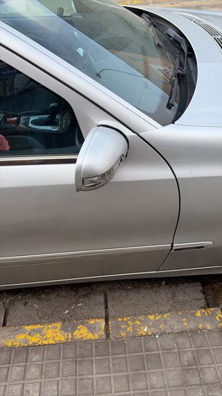 Faro Mercedes Clase E W211