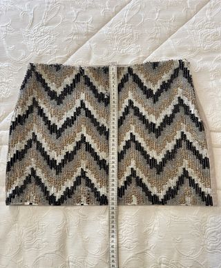 Falda Zara Zigzag Lentejuelas