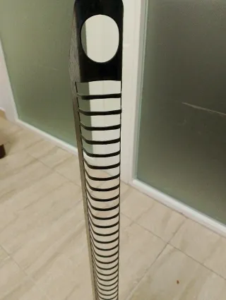 Torre porta CDs (45 unidades)