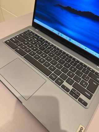 Portátil Lenovo Chromebook Plus Slim