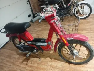 Suzuki Moped Beige/Blanco