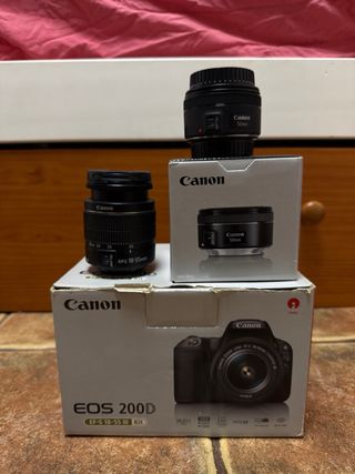 Canon EOS 200D + Objetivo 18-55mm