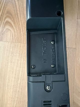 Barra de sonido 300W LG SJ3 con subwoofer