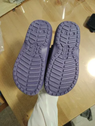Crocs nuevas forradas pelo talla 37 J5