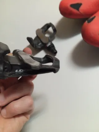 Zapatillas y pedales Sidi carretera