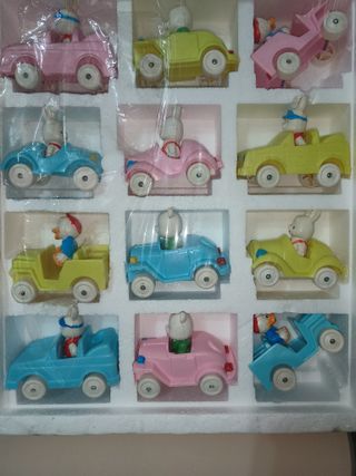 Expositor completo figuras pvc Aldea del Arce