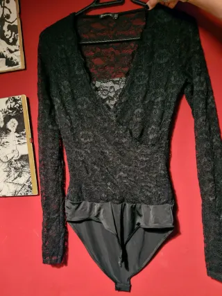 Body encaje Stradivarius negro S