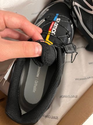 Zapatillas Salomon Gore-Tex Negras y Plateadas