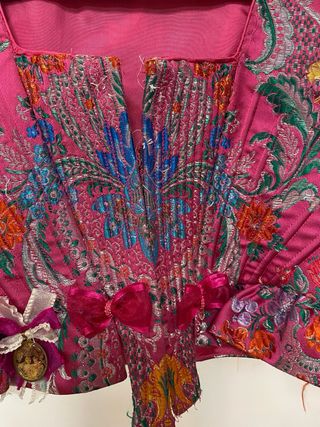 Traje de Fallera Niña fucsia con dos pares de zapt
